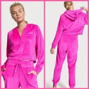 Victoria’s Secret Velour HOT PINK Tracksuit ~ NWOT ~ SIZE XL ~ Hoodie & Jogger